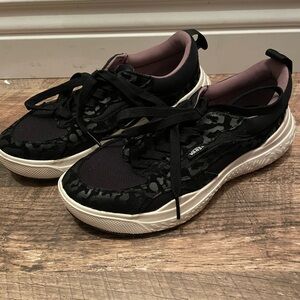 Vans animal print ultraranges